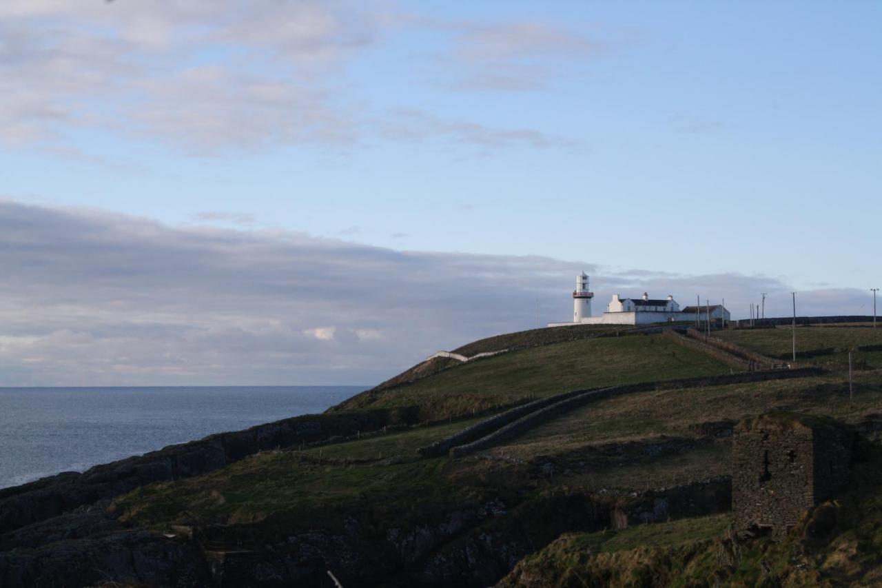 Galley Head Lightkeeper'S Houses Donoure Exteriör bild